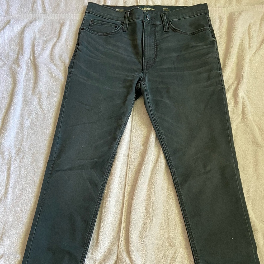 Gray skinny jeans